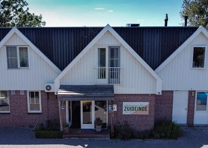 Zuideinde Hotel
